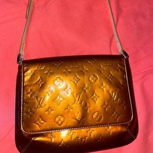 💎AUTHENTIC 💎Bronze Monogram Vernis Leather Louis a Vuitton Thompson Street Bag